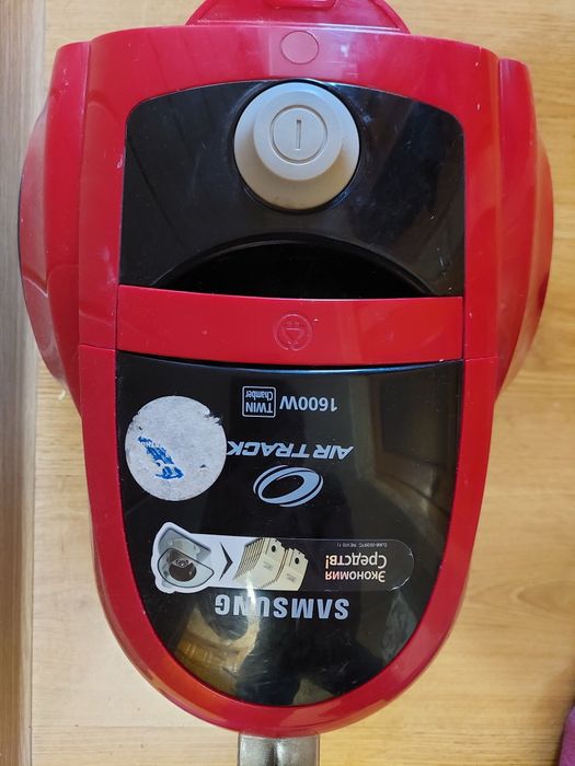 Продам пылисос    в