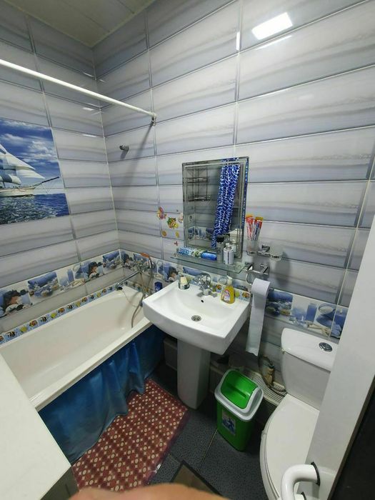 Продаётся квартира 2 комнатную на 3 этаже