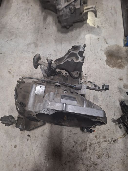 Ръчна скоростна кутия Mazda 2 1.3 16V / Мазда 2 1.3 16В бензин