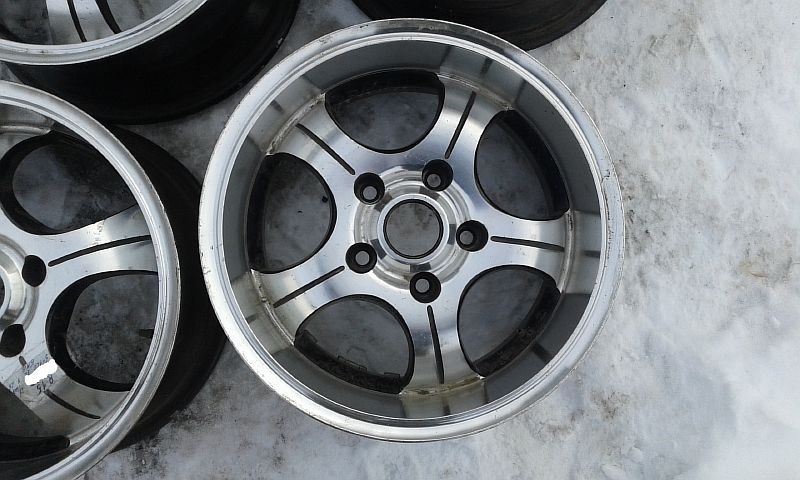 Продам легкосплавные диски на BMW