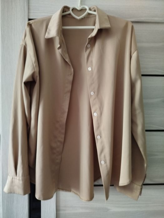 Продам женские вещи