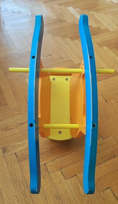 Детско дървено конче