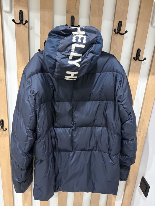 Пуховик HELLY HANSEN оригинал