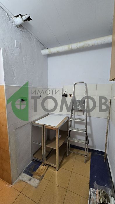 Дава се под наем Офис в Стара Загора, Център - 52 кв.м за 398.82 € - Снимка #9