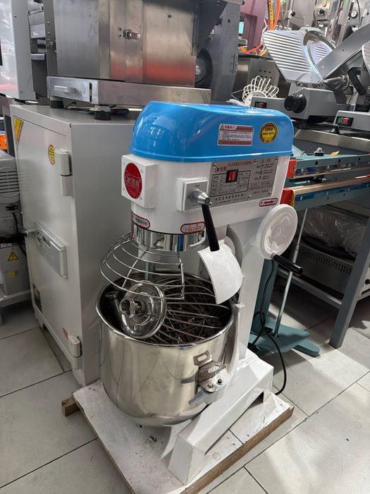 Mixer. Мехер.
