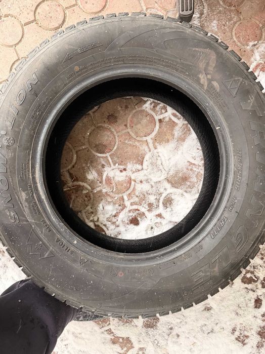 Продам зимнюю шину