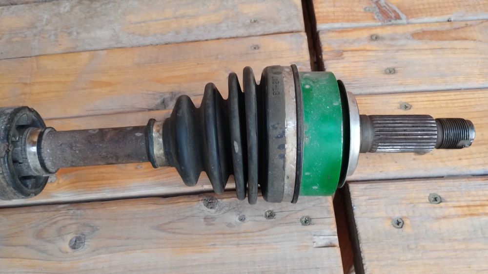 дясна полуоска за Хонда Акорд 7