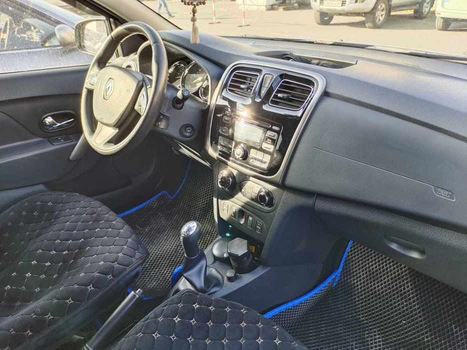 Продам  Renault Logan