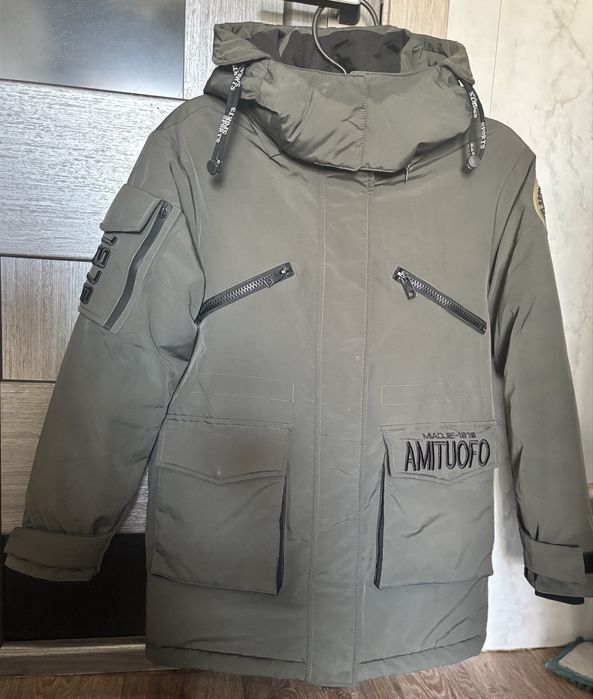 Продам куртку зимнюю женскую