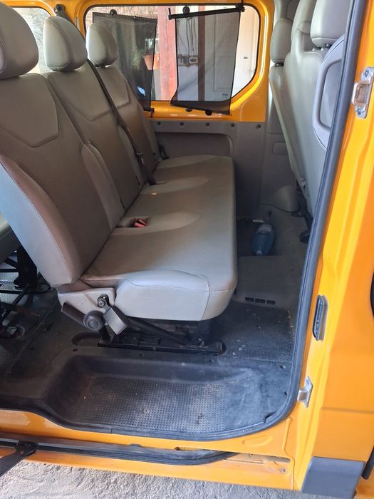 Opel vivaro din 2014 cu 9 locuri sau schimb cu rulota
