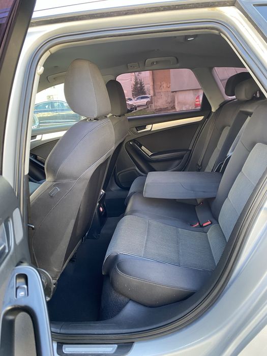 Audi A4 an 2010 motor 2.0Tdi 143hp E5 Automata Toate actele valabile fiscal pe loc