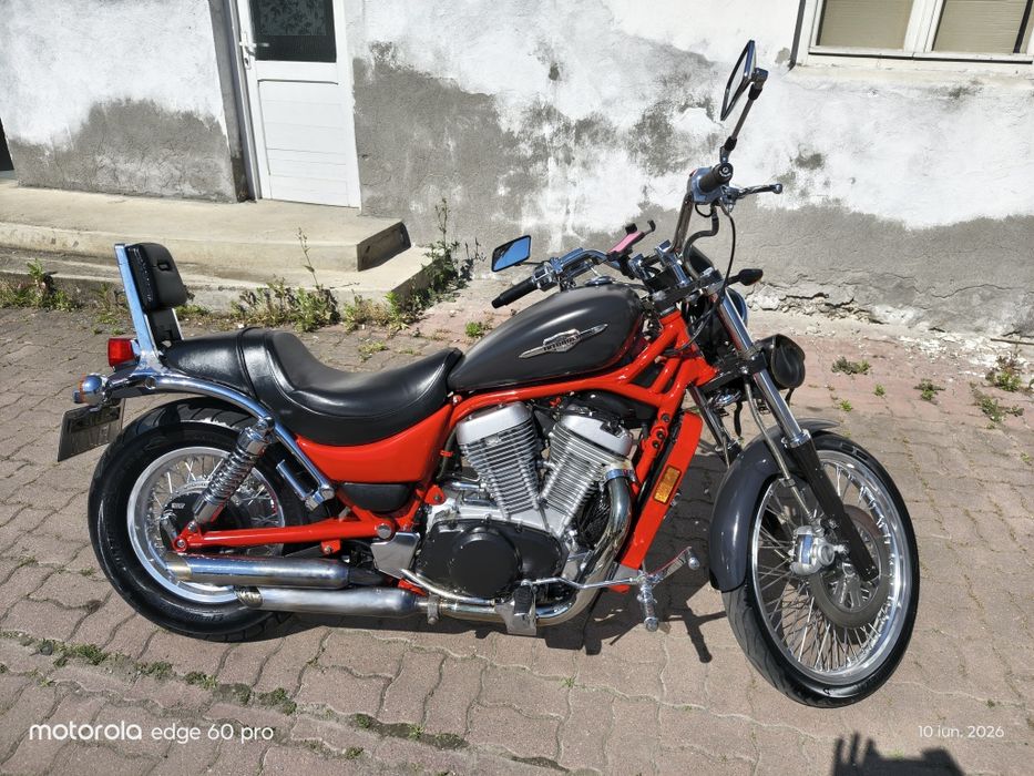 SUZUKI イントルーダーVS800 suzuki intruder vs 800 • Anunturi gratuite • OLX.ro
