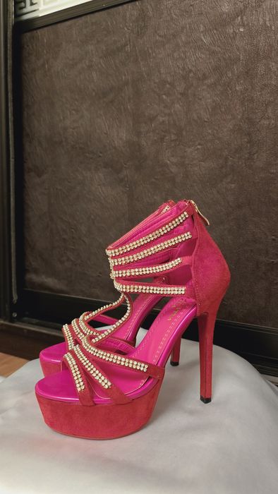 Женская обувь на платформе