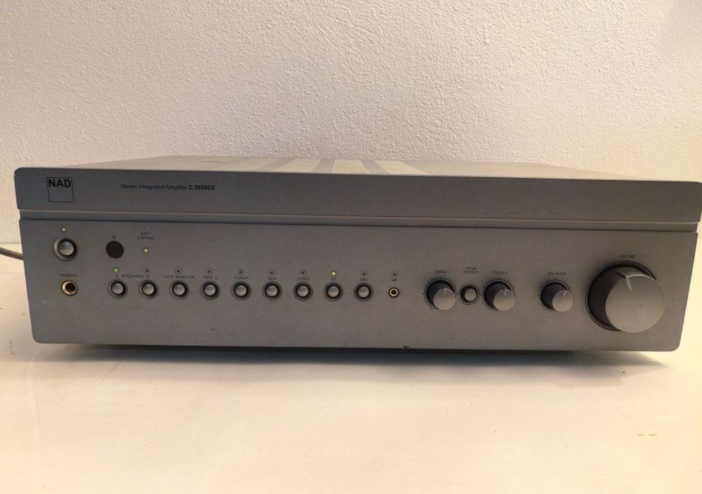 Amplificator NAD C355 BEE statie