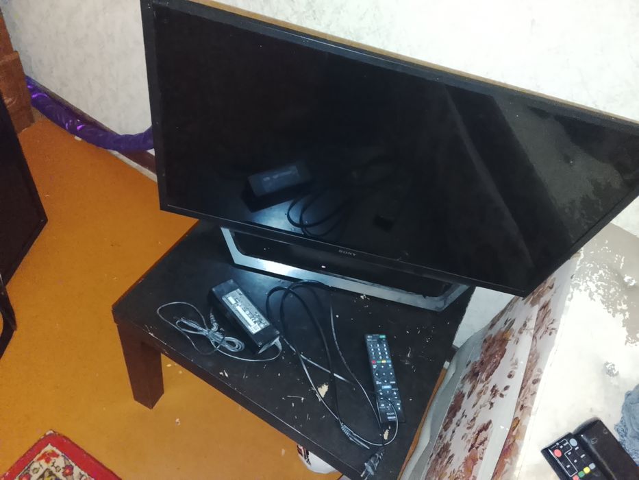 Продам телевизор SONY