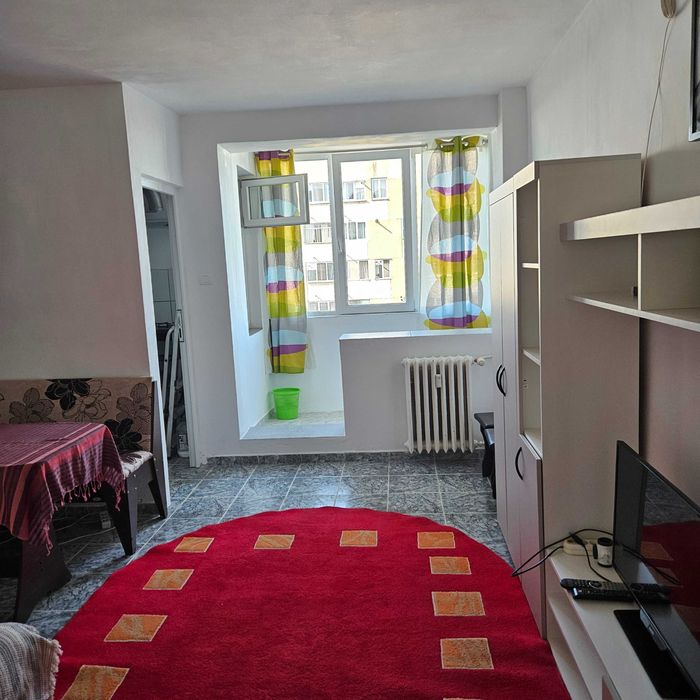 Garsoniera de inchiriat