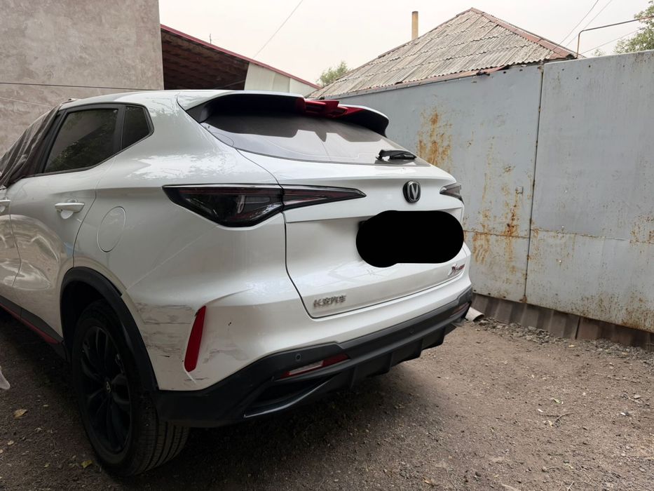 Продам задний бампер на Changan X5/cs35