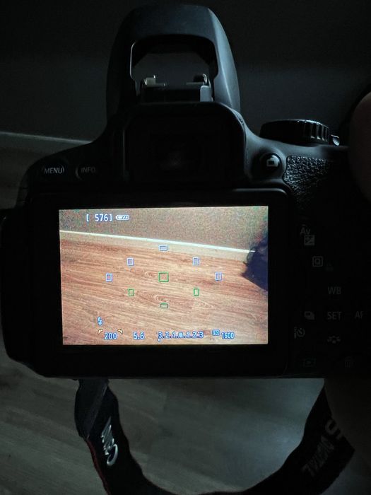 Фотоаппарат Canon EOS 650D