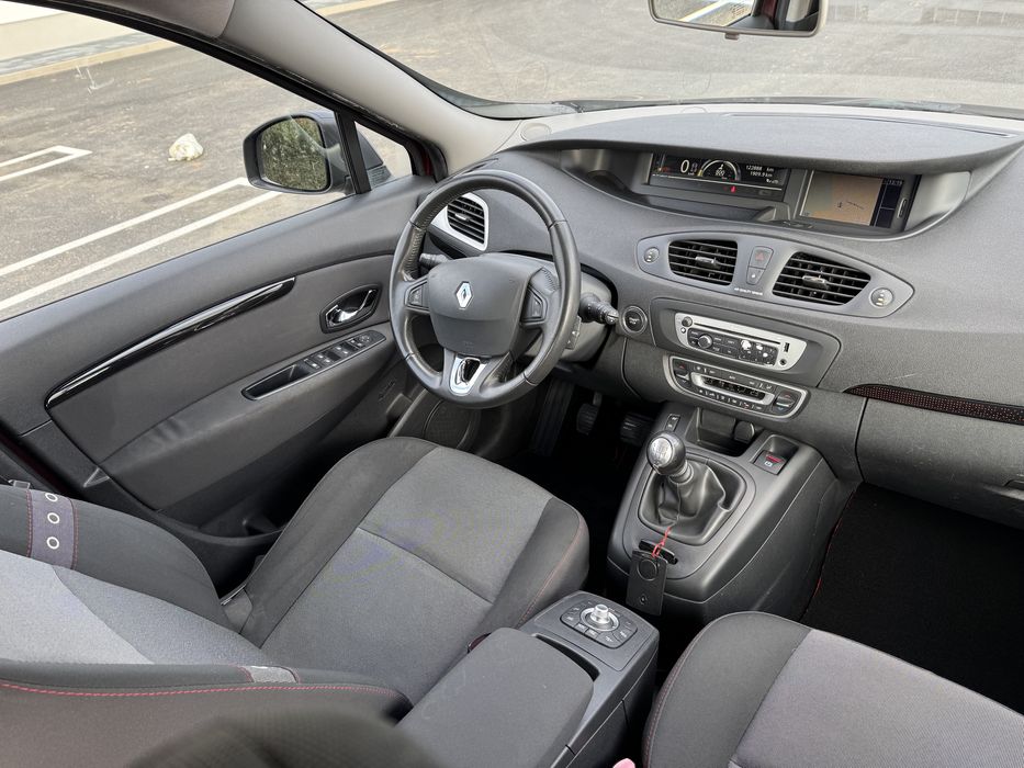 Renault Scenic 1.2 TCE 122000 km