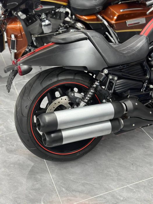 Harli Devtson V rot Nayt paket Amerkanka