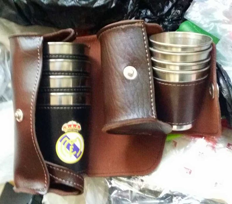 Стаканы складные,набор стаканов из нержавейки.Новые. Смотрите фото.