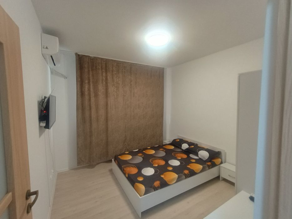 Închiriez garsonieră