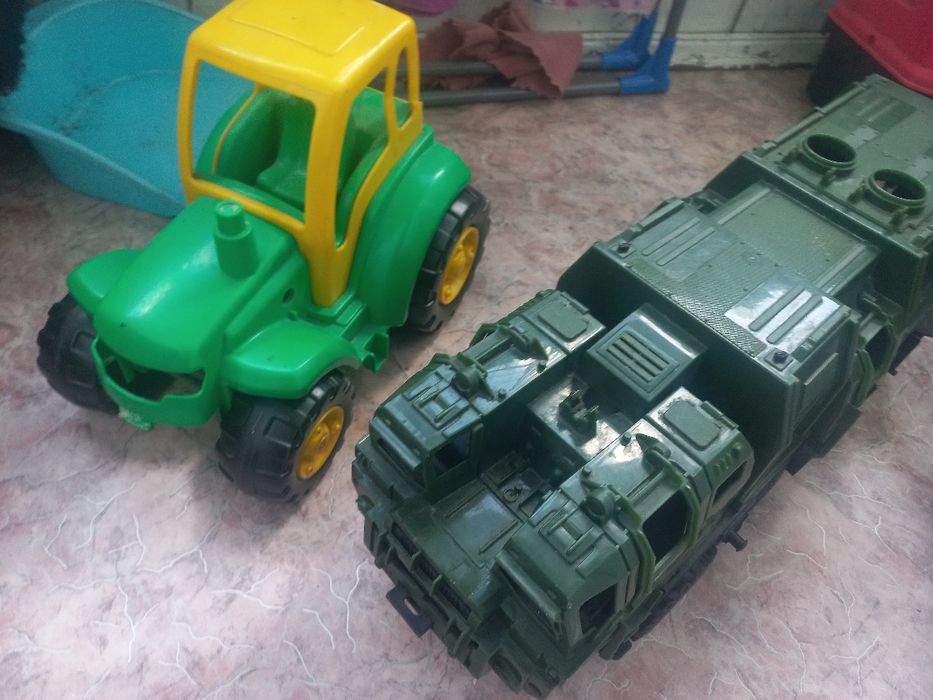 Продаю игрушки детские