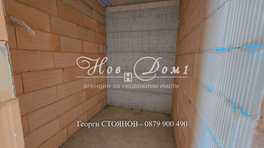 Голям тристаен апартамент / 1200 €/m2