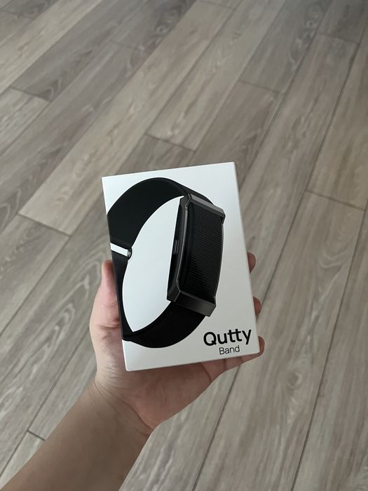 Фитнес браслет Qutty