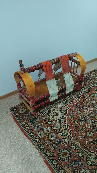 Бесік сатылады жағдайы, жаксы бесикте жаткан бала казир 18 де