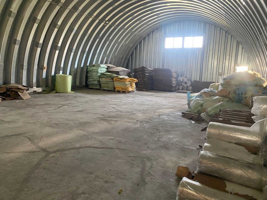 Промбаза 2900 за квадрат