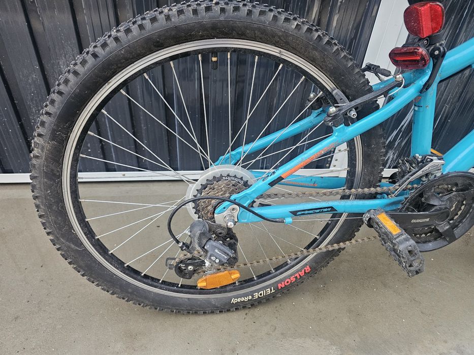 Продавам детцки велосипед крос