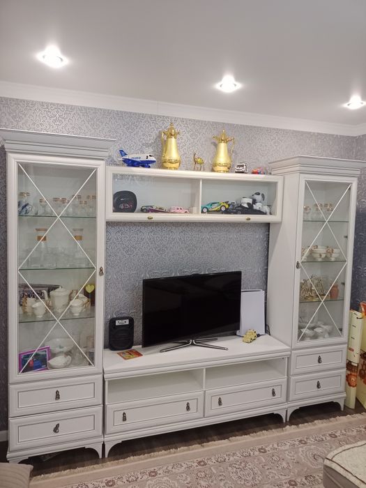 Продам гостинный