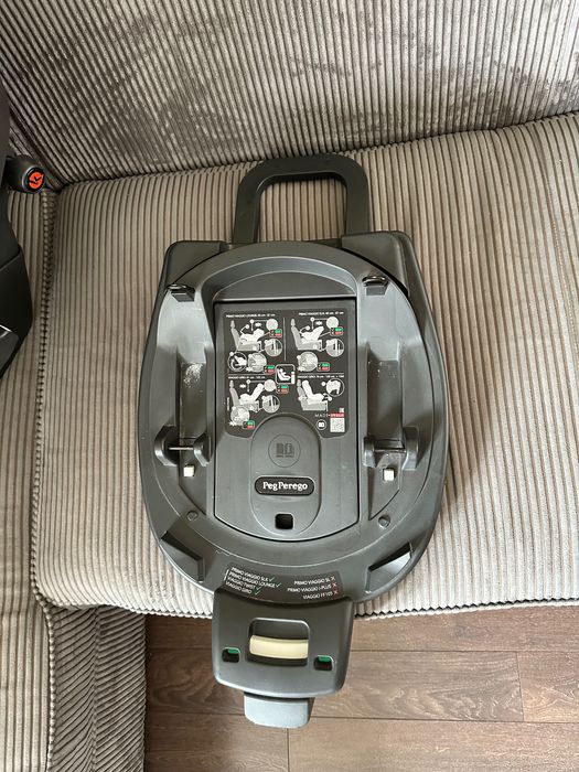 Столче за кола Peg Perego Primo Viaggio Lounge + Giro база 360 isofix
