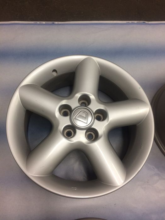 Jante dacia duster 16 5x114,3