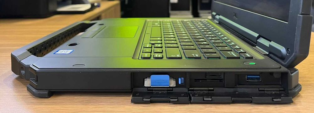 Dell Latitude Rugged 5420. Core i5 8350U - 1,7/3,6 GHZ. 16/256 GB