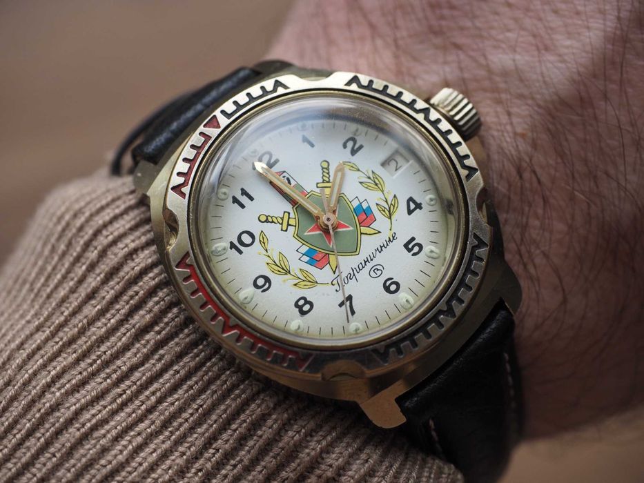 Ceas mecanic Vostok Komandirskie Grăniceri, curea scumpă, cutie, URSS