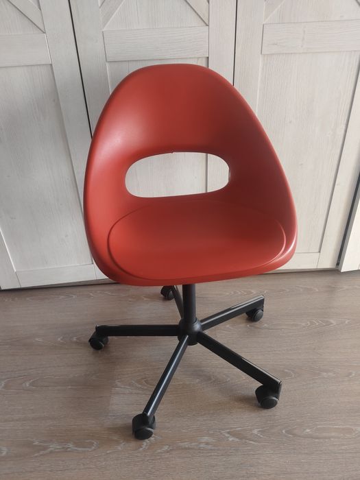 Продам офисное кресло ИКЕА