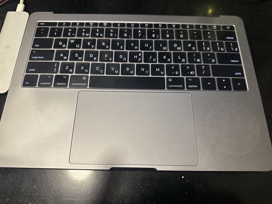 Macbook pro 13 2017год