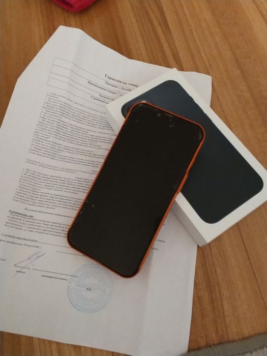 Продам телефон Айфон