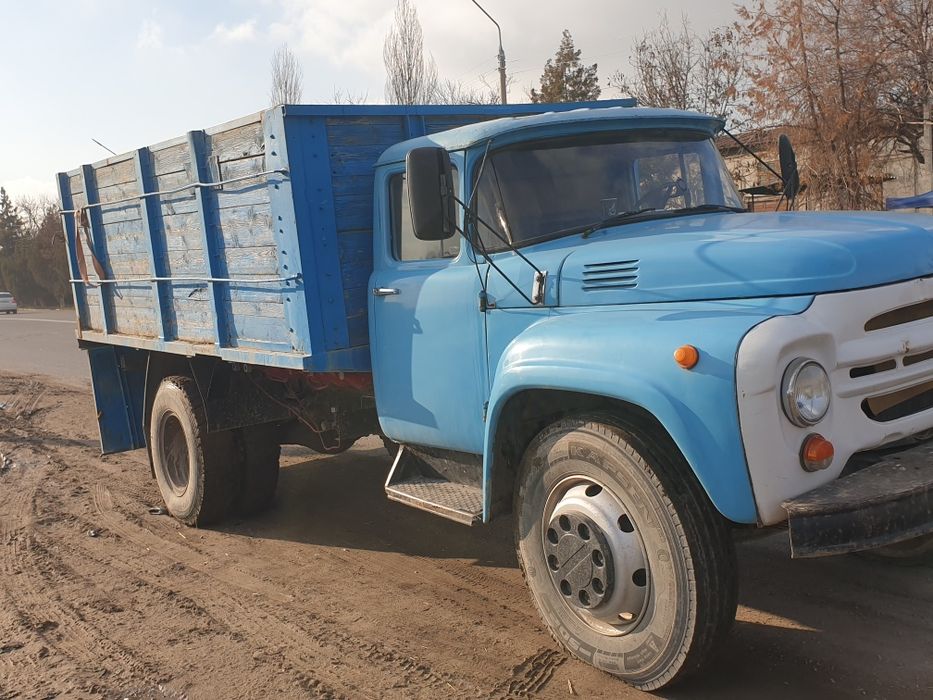 Зил 130 сотилади