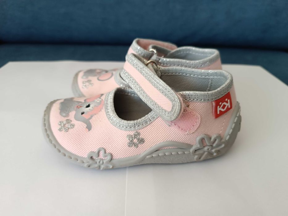 Пантофи за момиче, 24 номер, Колев и Колев