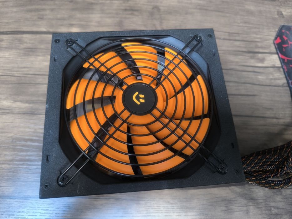 Sursa nJoy Wooden 650w, Gold +