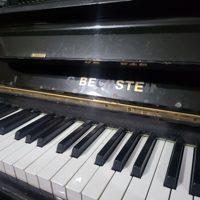 Фортепиано C. BECHSTEIN