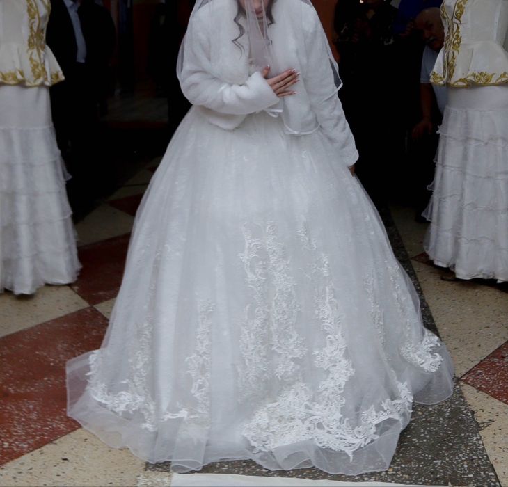 Продам свадебное платье