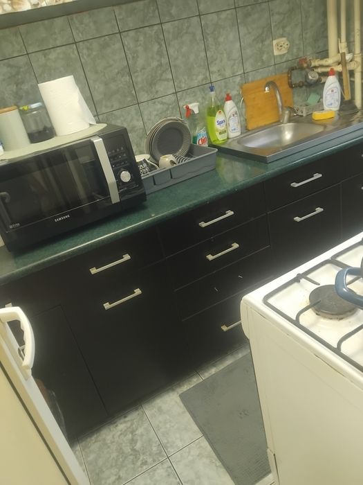 Închiriez Garsoniera