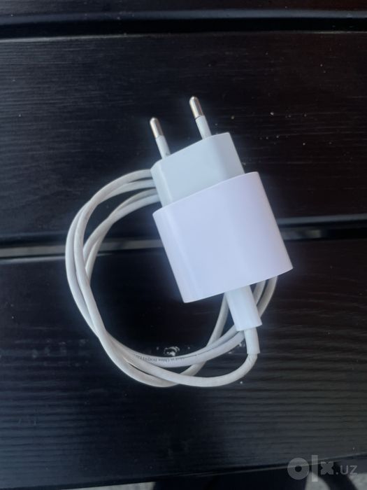 Iphone zaryadchik
