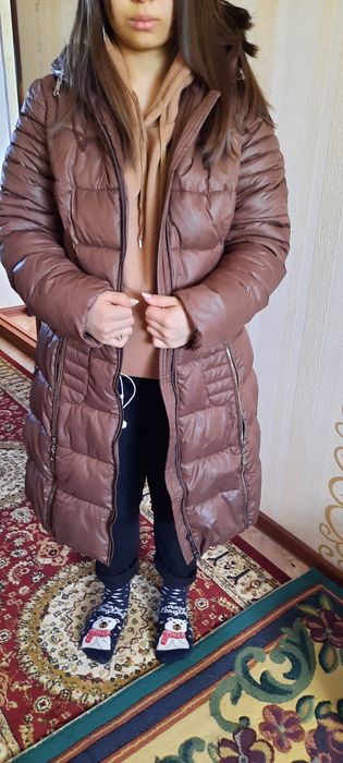 Продаються куртки