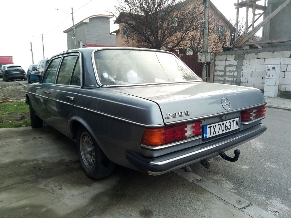 MERCEDES-BENZ E-Class 1981 — imagine 4