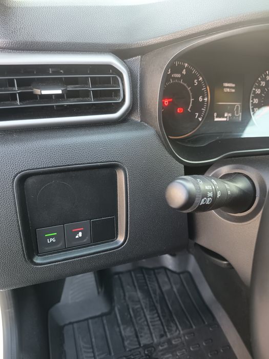 Vând Dacia Duster Unic Proprietar